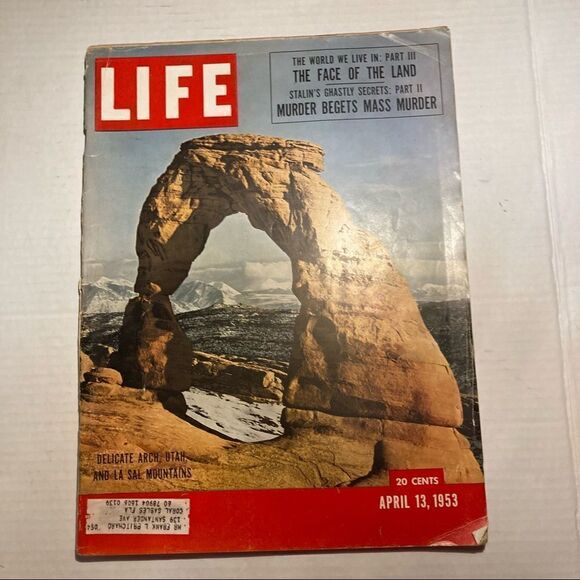April 13, 1953 LIFE Magazine Stalin's Secrets 1950s Advertising‎ - Picture 6 of 6